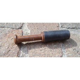 Bâton pour tourner ou frapper les bols chantants diamètre 3cm Bâton pour tourner ou frapper les bols chantants diamètre 3cm